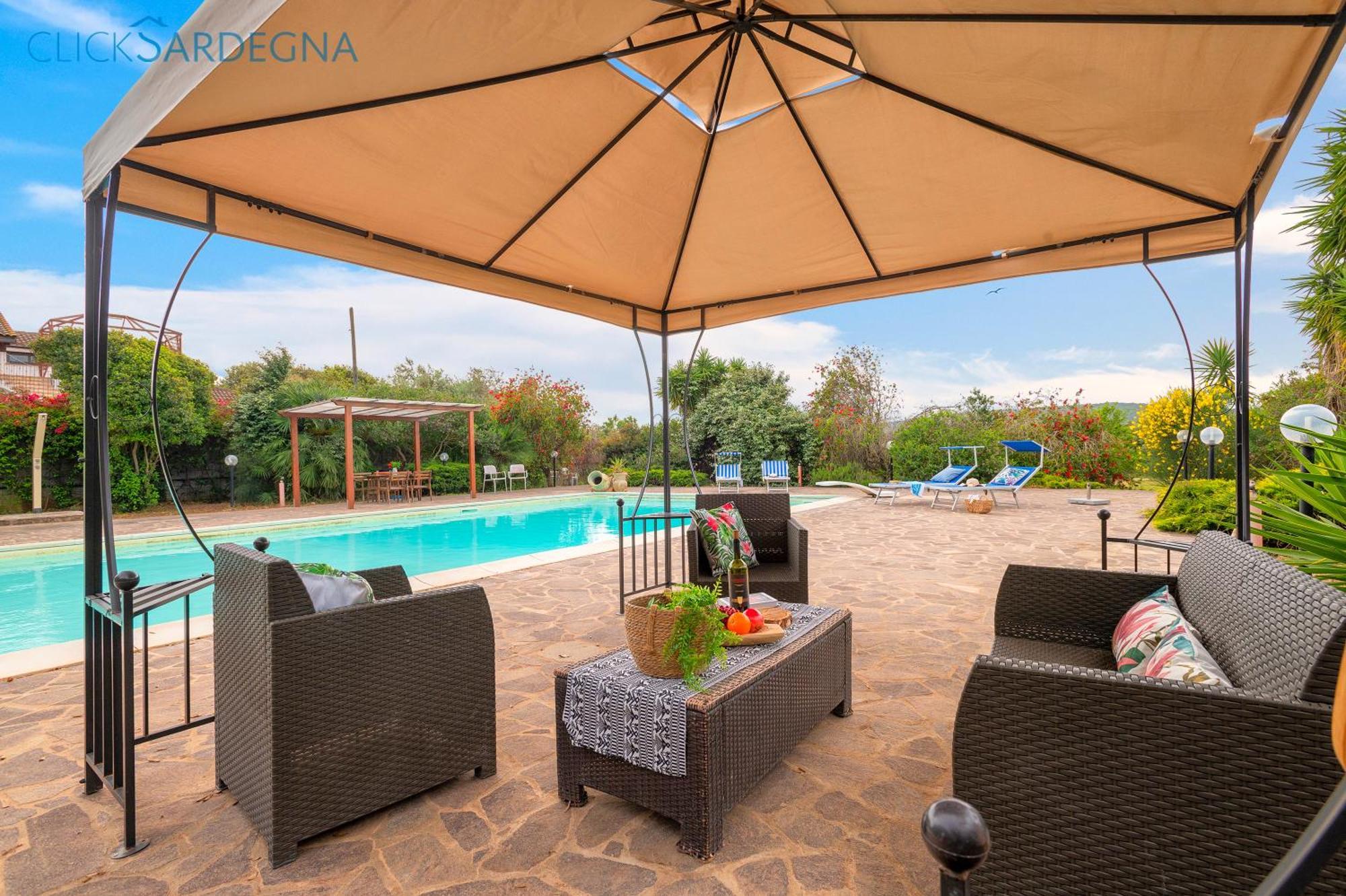 Villa Melograno With Exclusive Swimming Pool Surrounded By Greenery Campanedda Exteriör bild